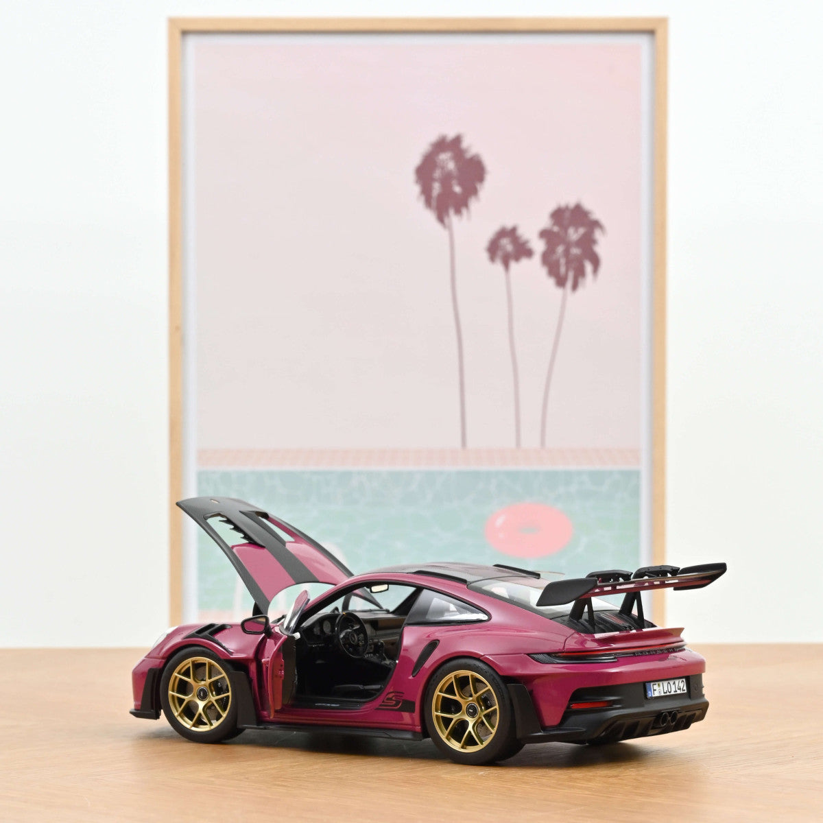 Model car Porsche 911 GT3 RS w/Weissach Pack, Ruby Star, 2022 1:18 Norev