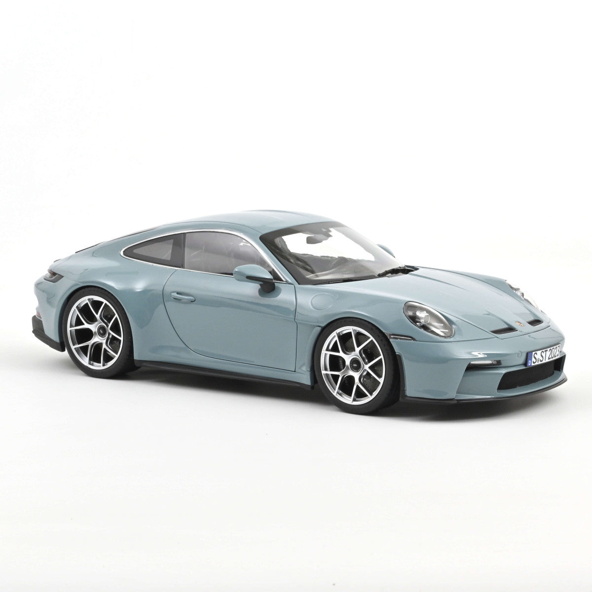 Model car Porsche 911 S/T 2023 Meissen Blue 1:12 Norev