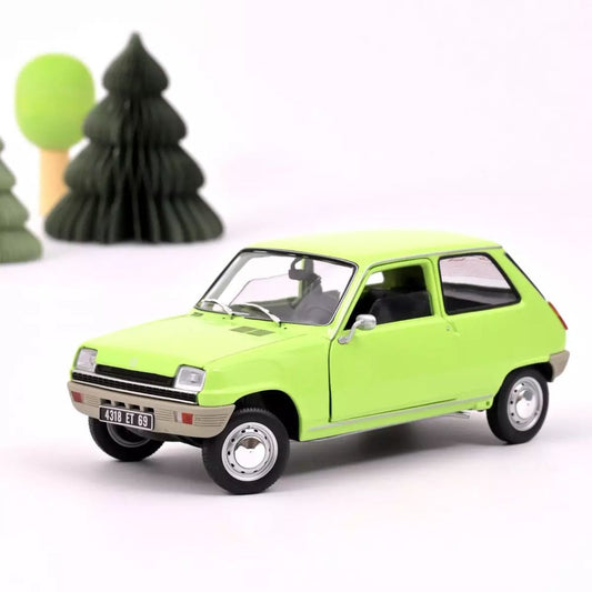 Macheta auto Renault R5 1972 1:18 Norev