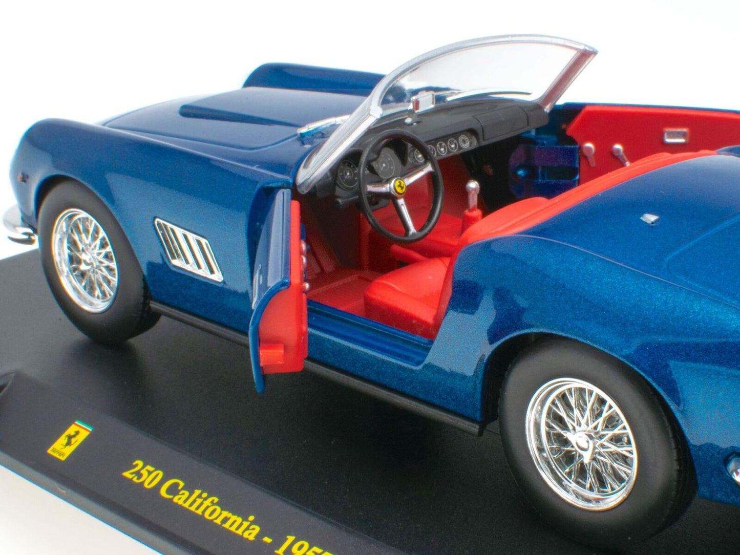 Macheta auto Ferrari 250 California 1957 1:24 Hachette