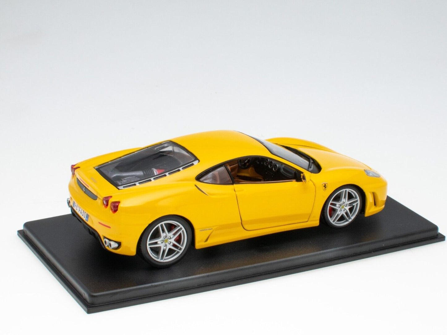 Macheta auto Ferrari F430 2004 1:24 Hachette