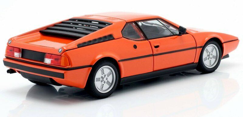 Macheta auto BMW M1 (1987) 1:24 Welly