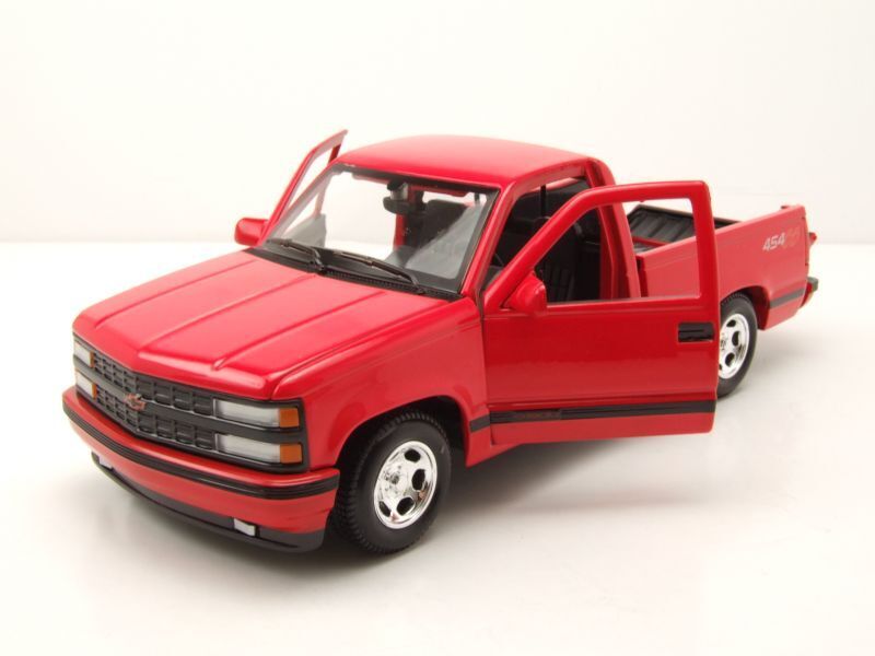 Macheta auto Chevrolet 454 SS Pick Up (1993) 1:24 Maisto