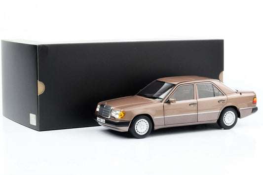 Macheta auto Mercedes 230 E W124 Sedan (1992) 1:18 Norev Dealer Edition