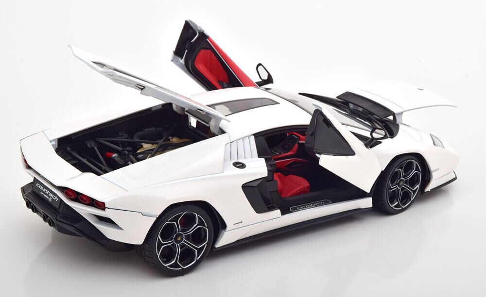 Macheta auto Lamborghini Countach LPI 800-4 (2021) 1:18 Maisto