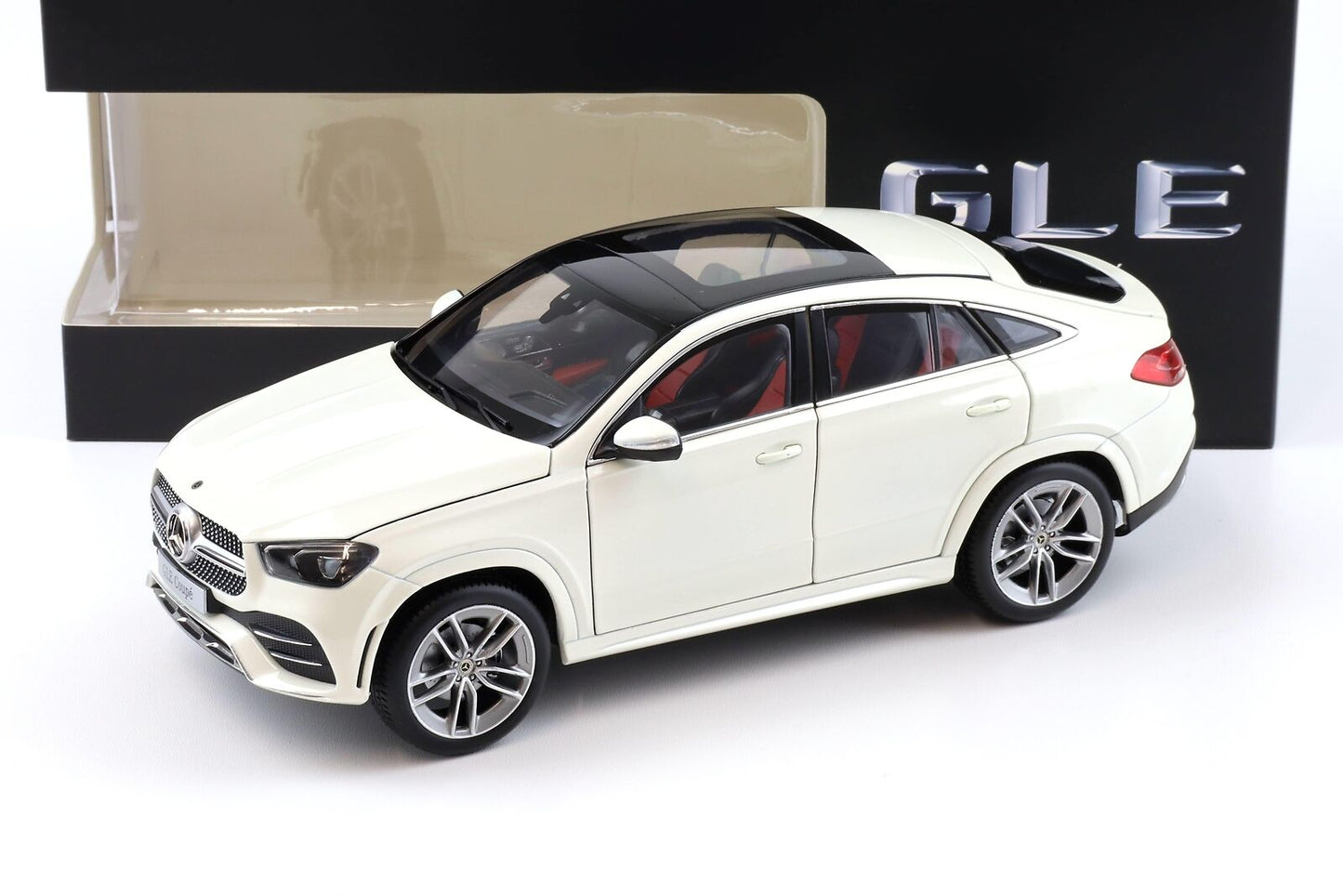 Macheta auto Mercedes-Benz GLE Coupe (C167) 2020 1:18 Iscale