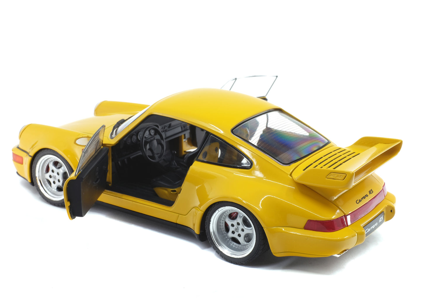 Macheta auto Porsche 911 (964) Carrera 3.8 RS (1990) 1:18 Solido