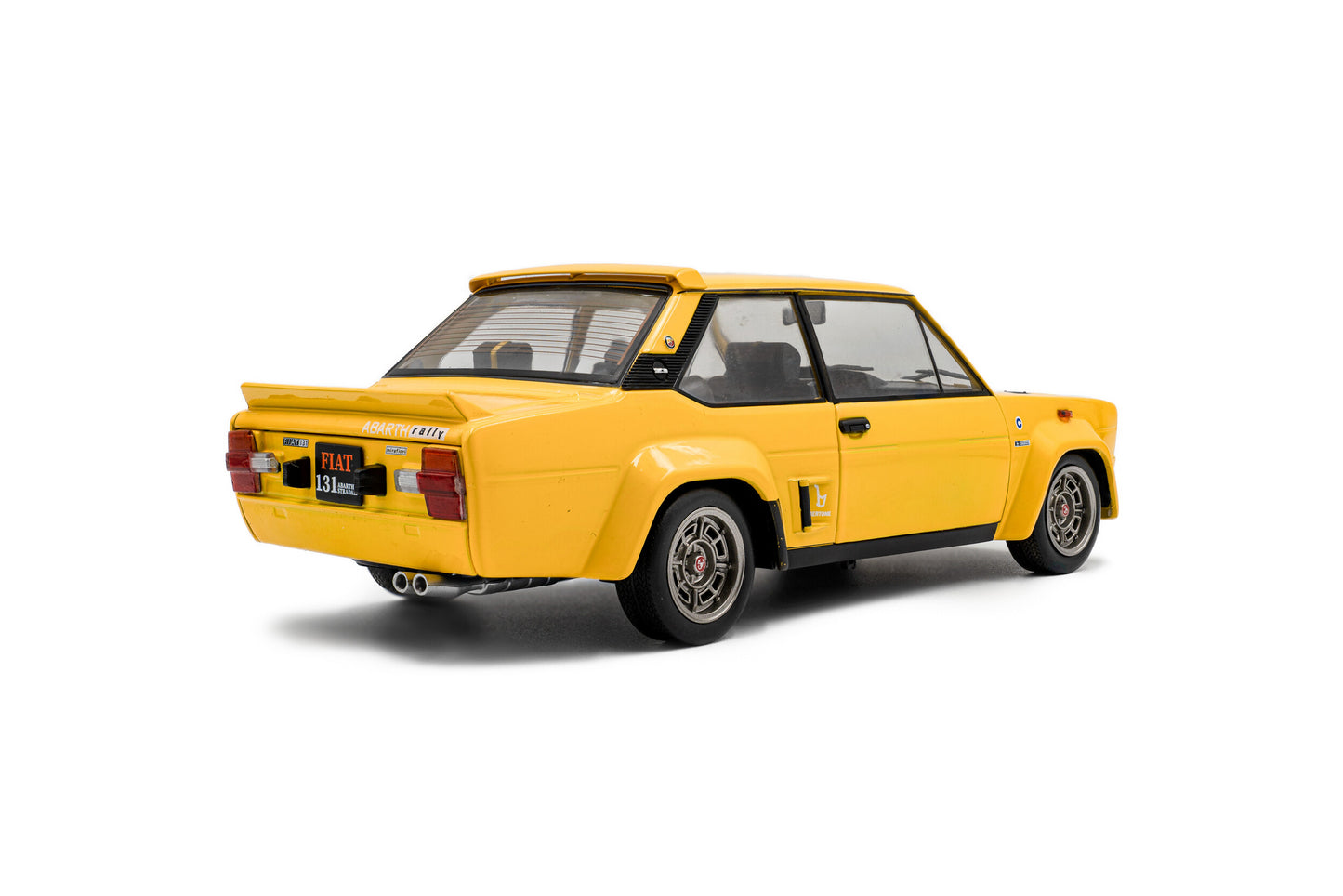 Macheta auto Fiat 131 Abarth – 1980 1:18 Solido