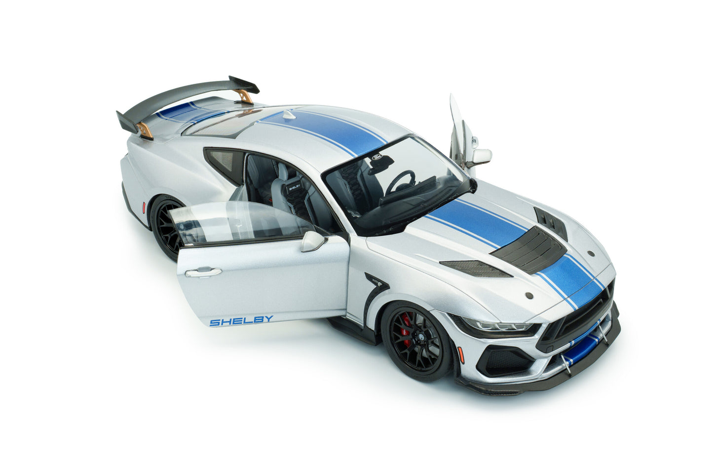 *Precomanda Macheta auto Ford Shelby Mustang SUPER SNAKE – GRAY – 2025 1:18 Solido