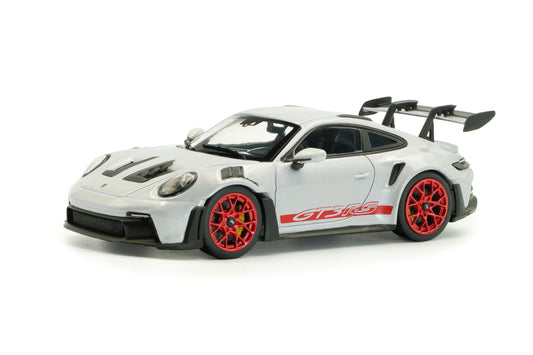 *Precomanda Macheta auto Porsche 911 (992) GT3 RS – Ice Gray Metallic w/Pyro Red – 2023 1:43 Solido