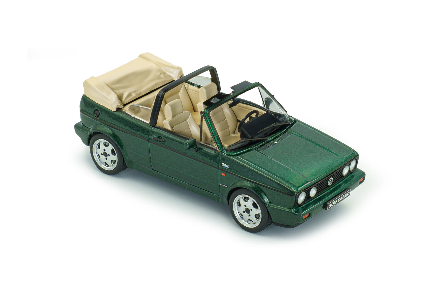 *Precomanda Macheta auto Volkswagen Golf Cabrio Classic Line – Classic Green – 1992 1:43 Solido