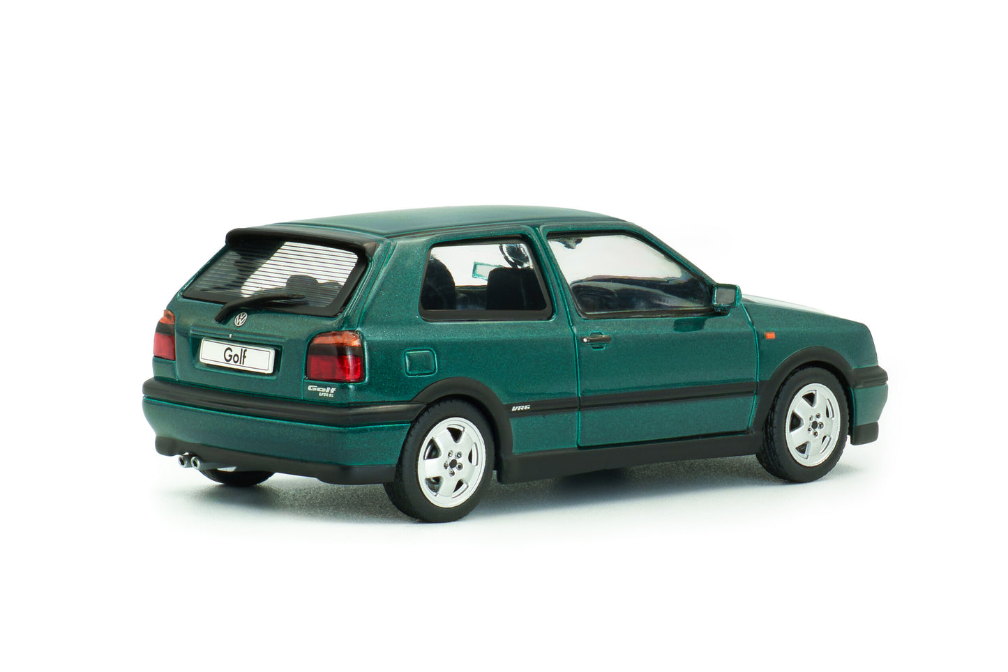 Macheta auto Volkswagen Golf MKIII VR6 – Dragon Green Pearl – 1994 1:43 Solido