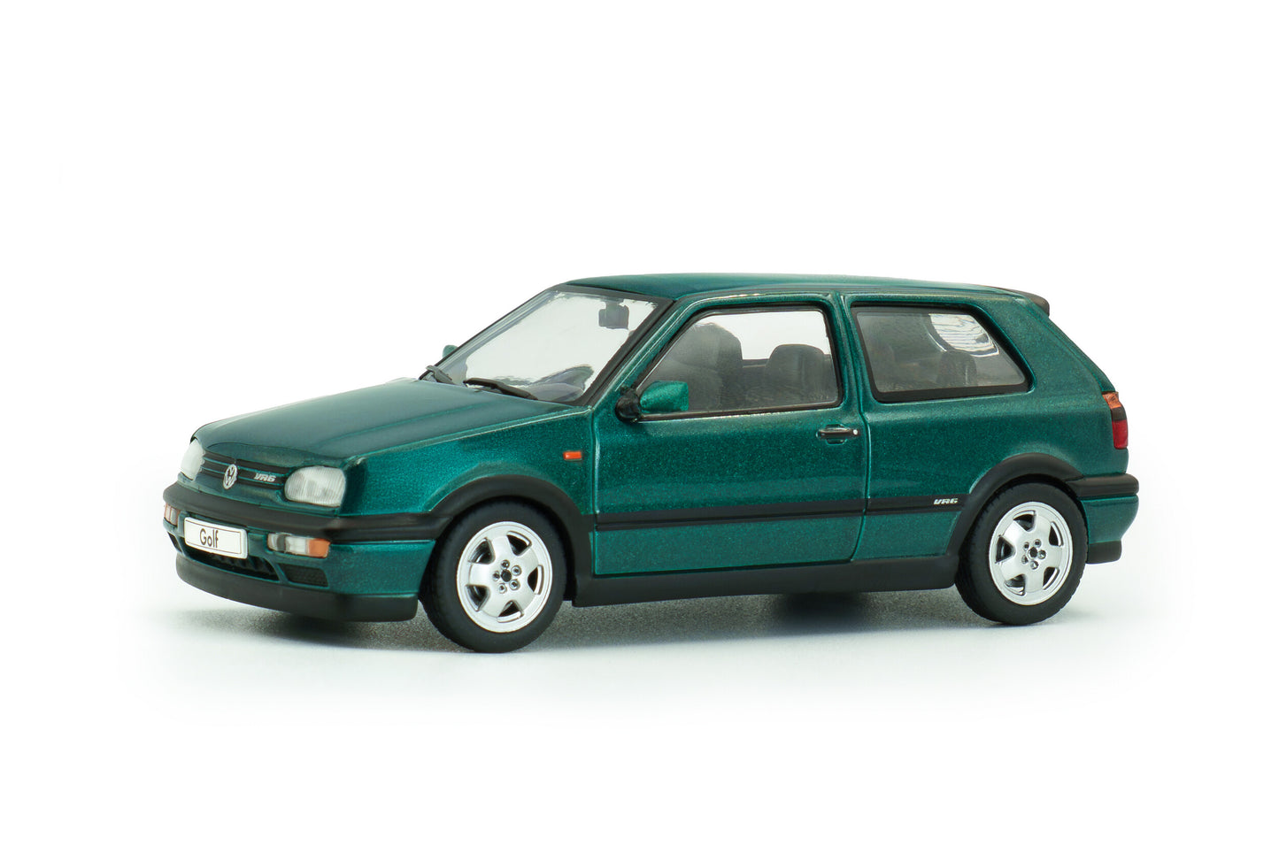 Macheta auto Volkswagen Golf MKIII VR6 – Dragon Green Pearl – 1994 1:43 Solido