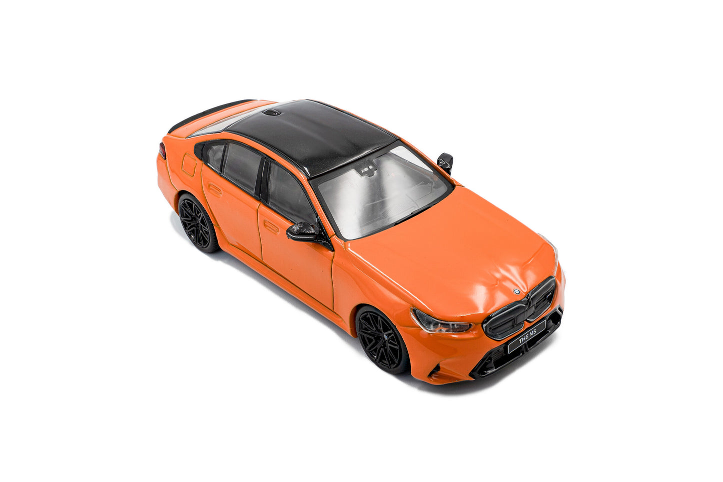 Macheta auto BMW M5 Sedan – Fire Orange III – 2024 1:43 Solido