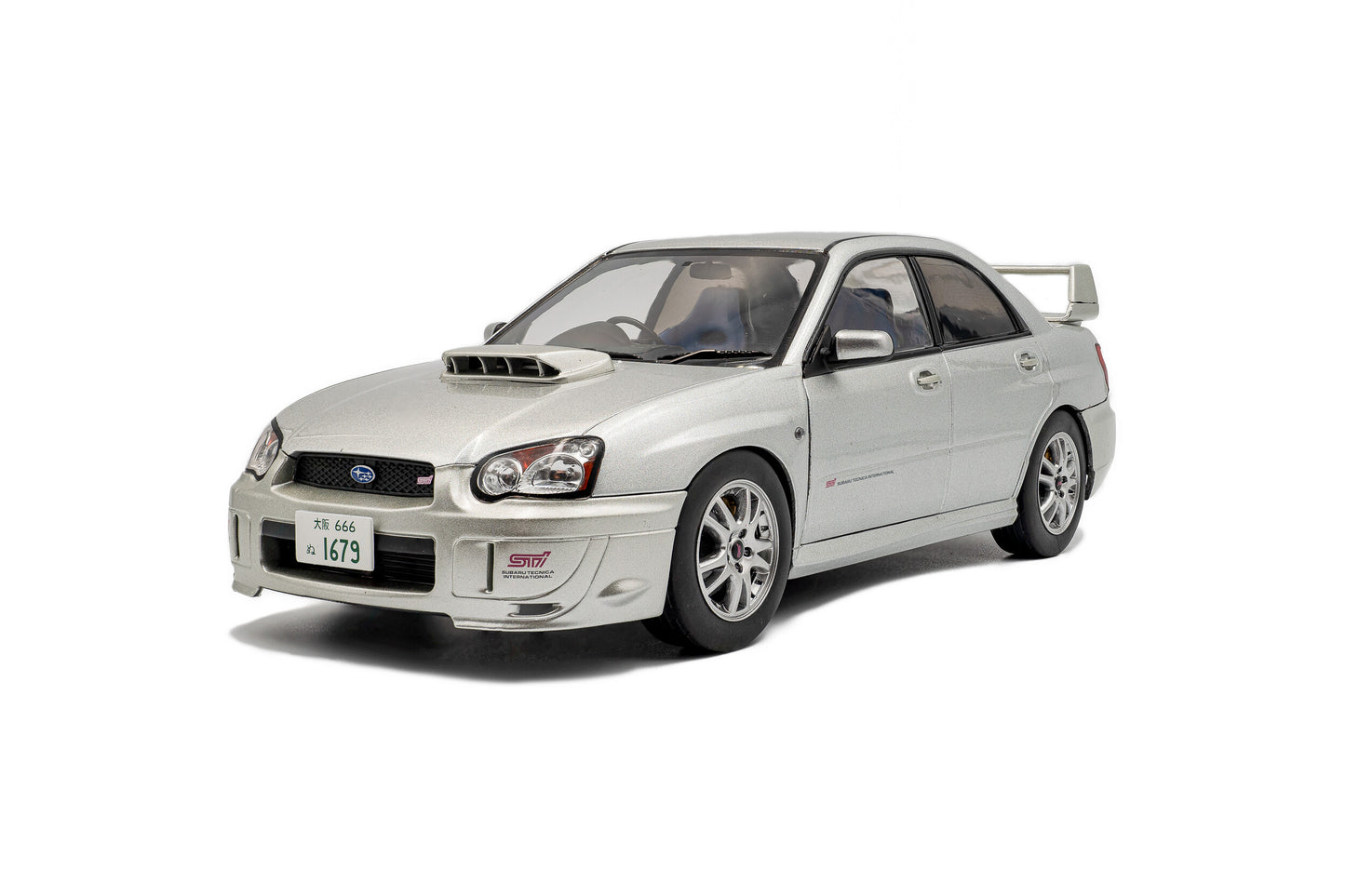 Subaru IMPREZA WRX STI – Premium Silver Effect – 2003 1:18 Solido model car