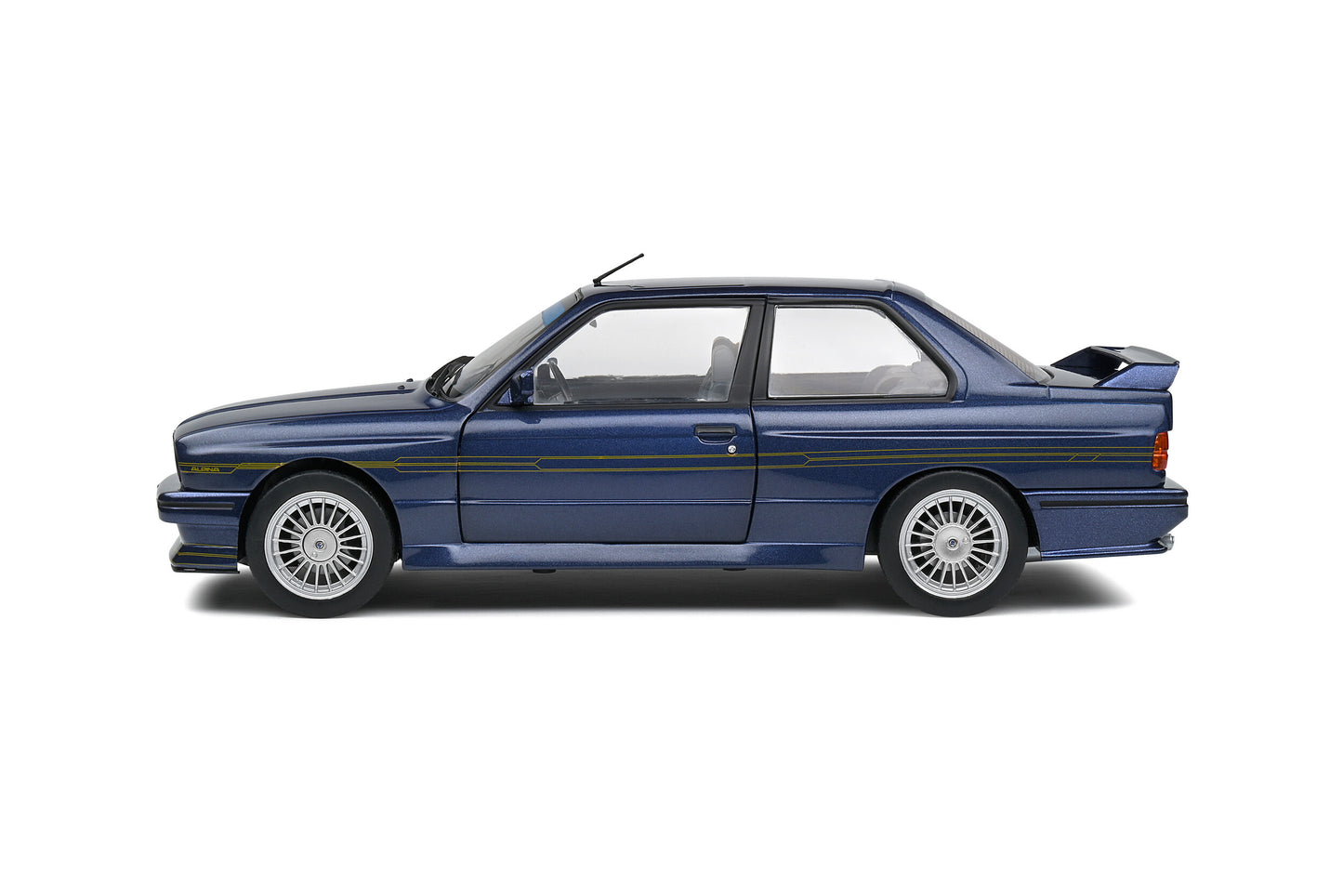 Macheta auto BMW/Alpina B6 3,5S (1990) 1:18 Solido