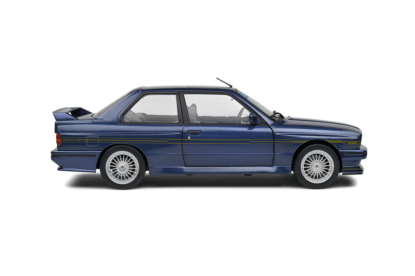 Macheta auto BMW/Alpina B6 3,5S (1990) 1:18 Solido