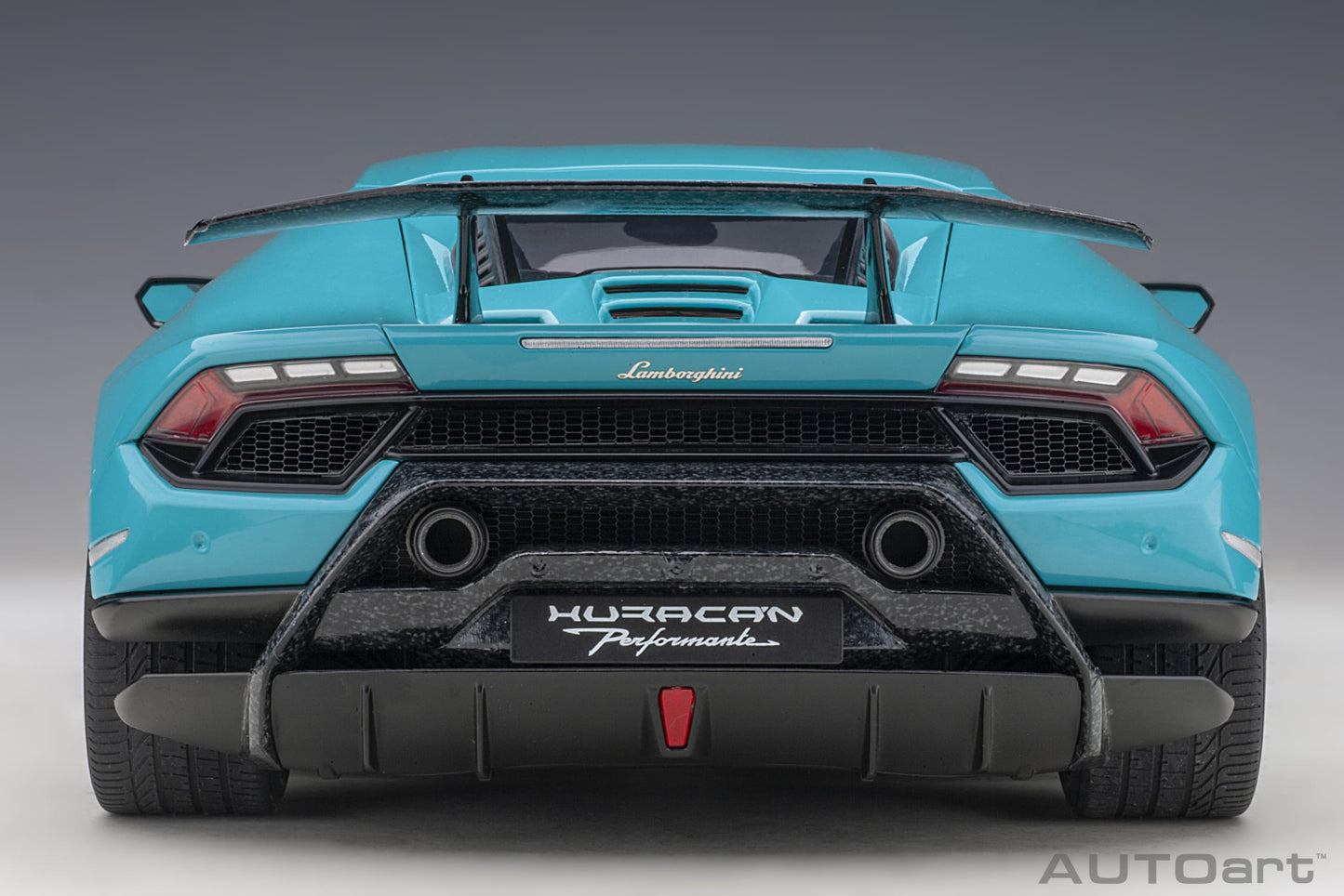 Macheta auto Lamborghini Huracan Performante (2017) 1:12 AutoArt