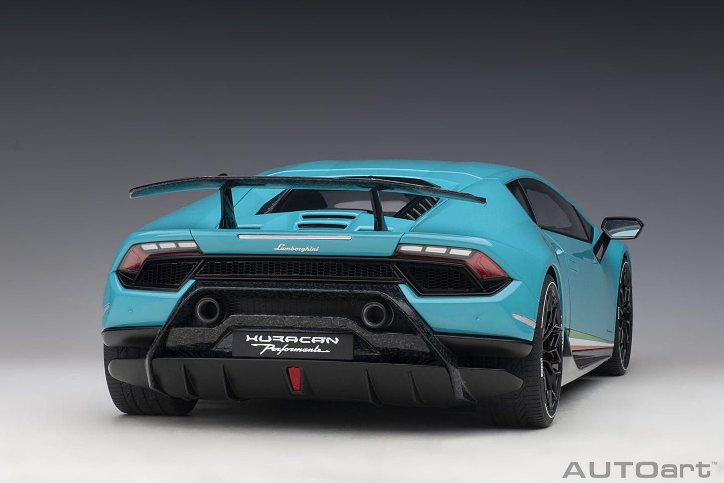 Macheta auto Lamborghini Huracan Performante (2017) 1:12 AutoArt