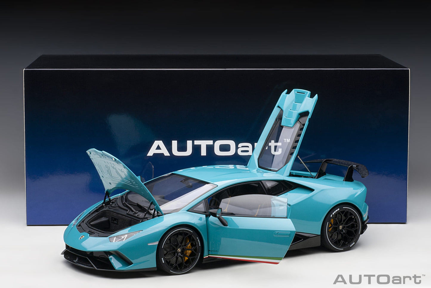 Macheta auto Lamborghini Huracan Performante (2017) 1:12 AutoArt