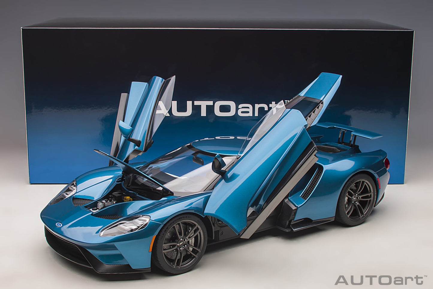 Macheta auto Ford GT (2017) 1:12 AutoArt