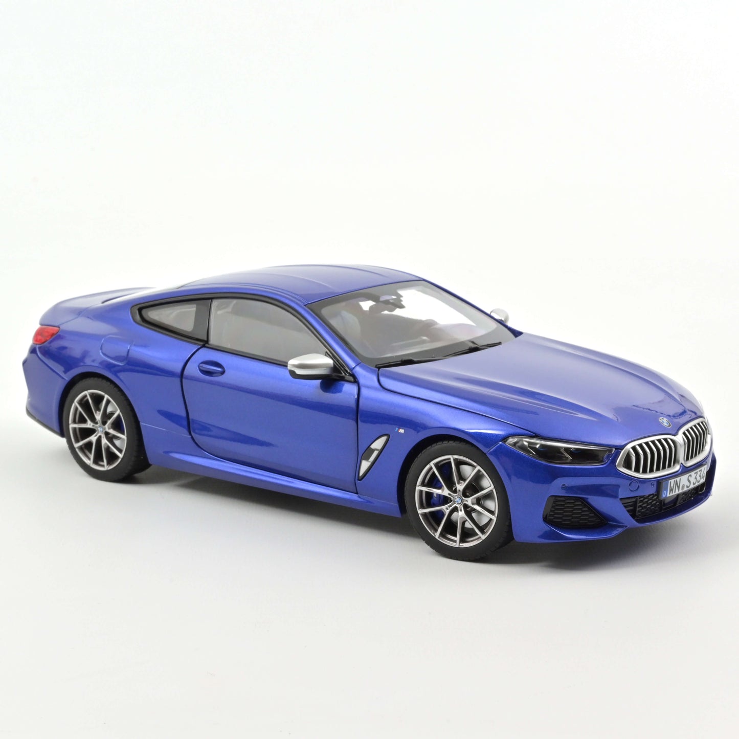 Macheta auto BMW M850i (2019) 1:18 Norev