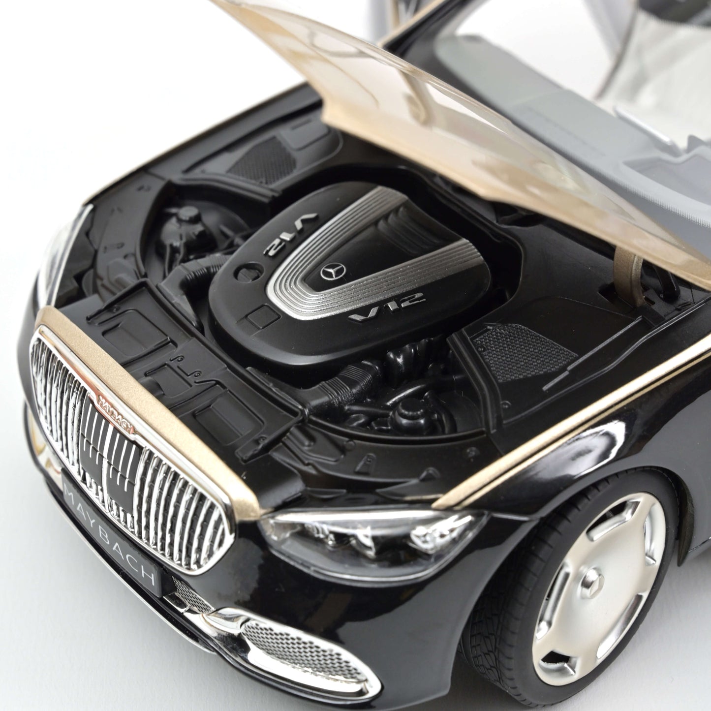 Macheta auto Mercedes-Maybach S 680 4MATIC (2021 ) 1:18 Norev