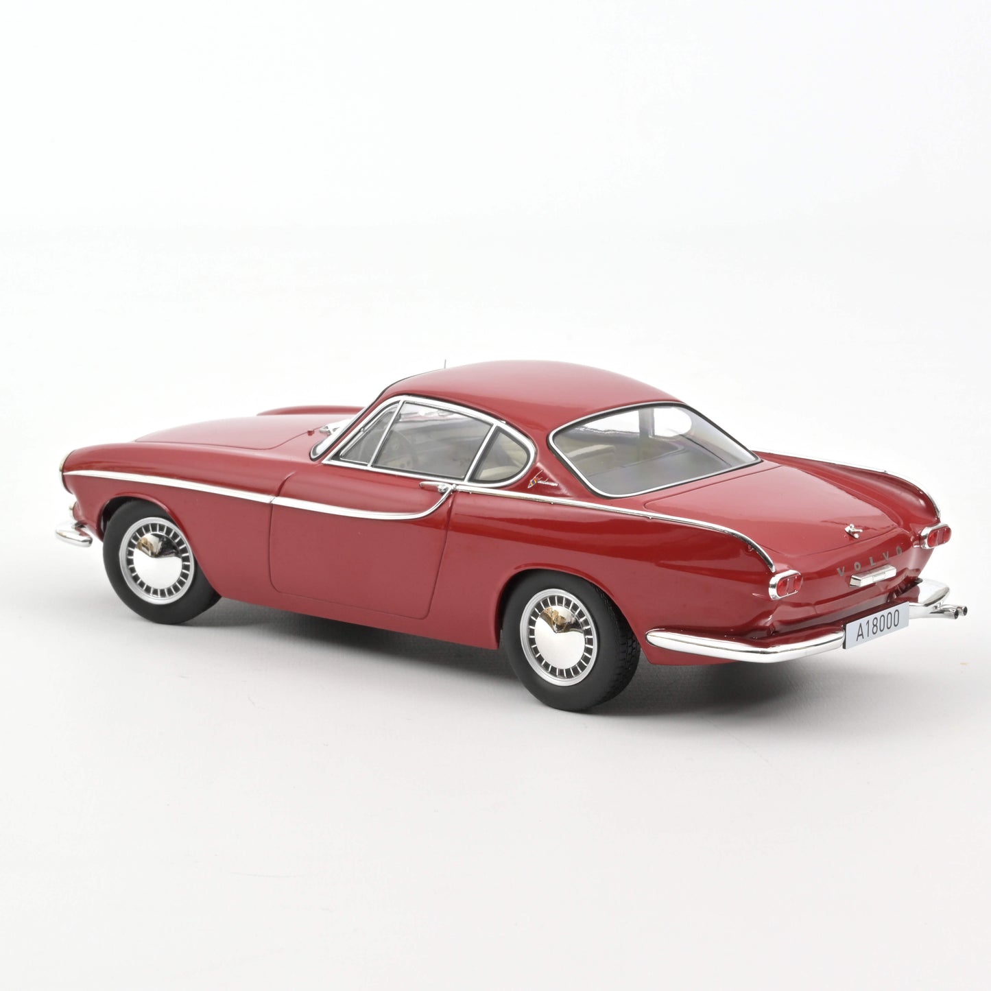 Macheta auto Volvo P1800 (1961) 1:18 Norev