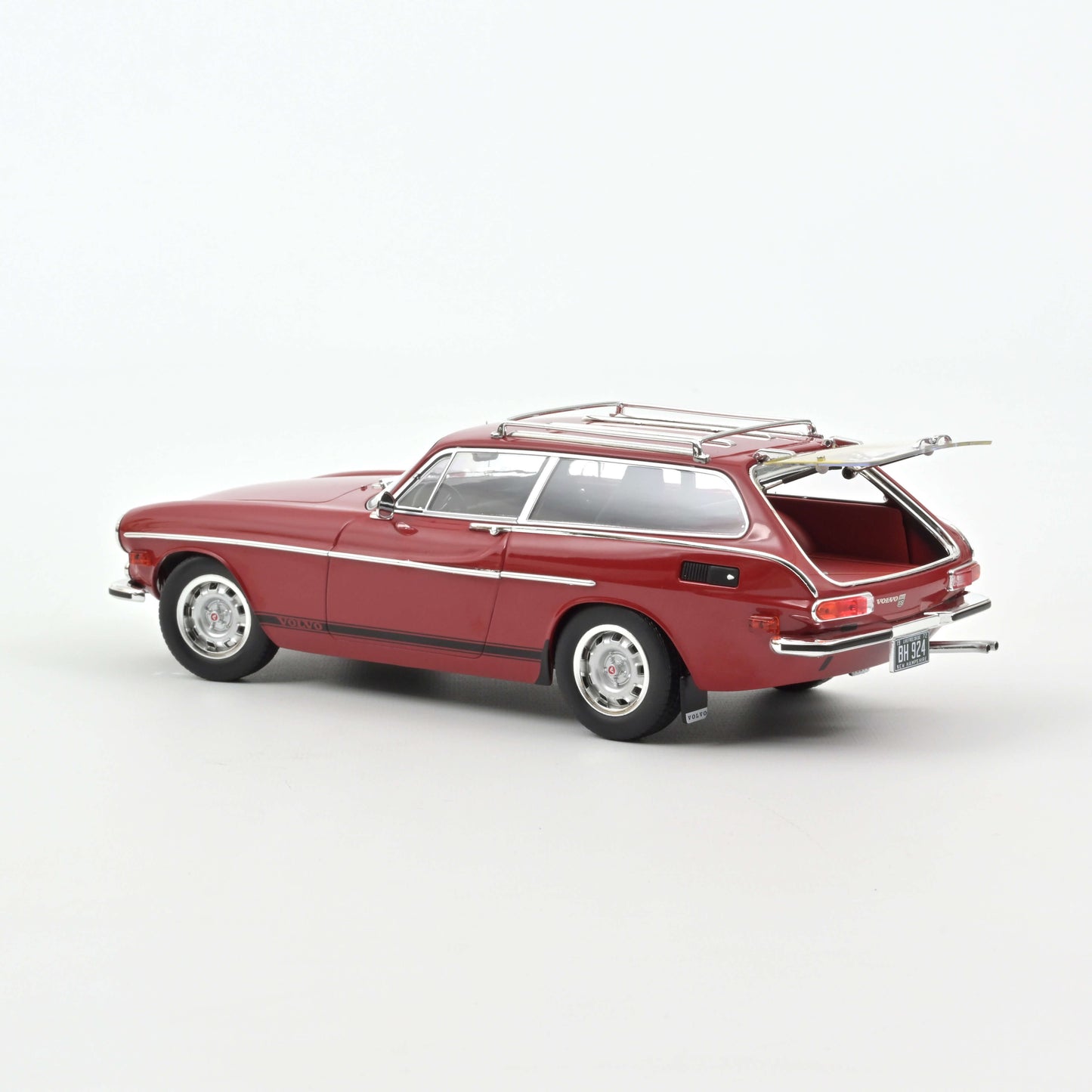 Macheta auto Volvo 1800 ES (US version) (1972) 1:18 Norev