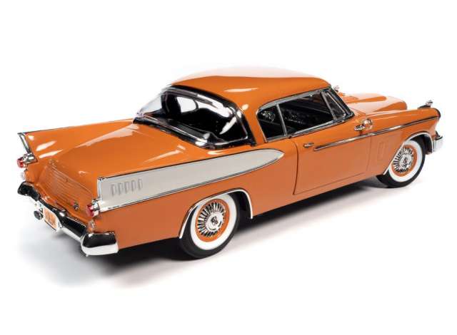 Macheta auto Studebaker Gold Hawk (1957) 1:18 AutoWorld