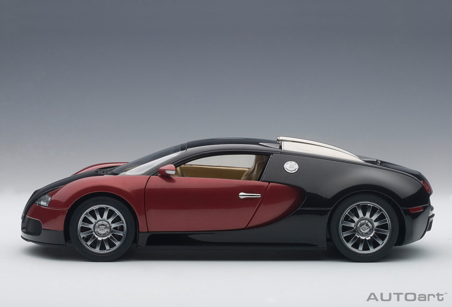 Macheta auto Bugatti Veyron  #001 (2006) 1:18 AutoArt