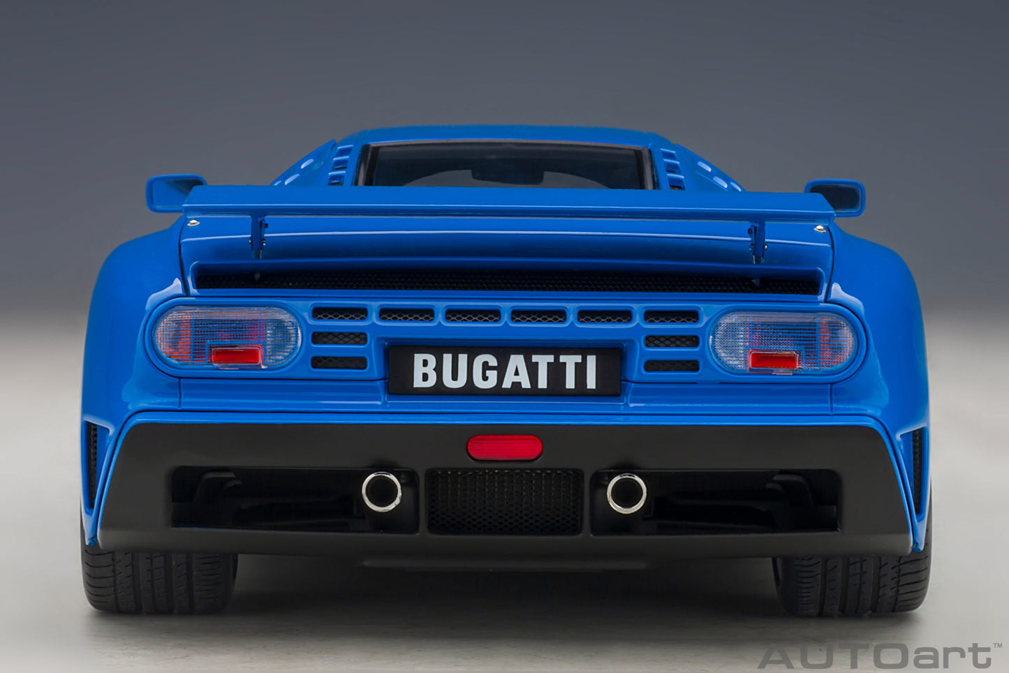 Macheta auto Bugatti EB110 SS (1992) 1:18 AutoArt