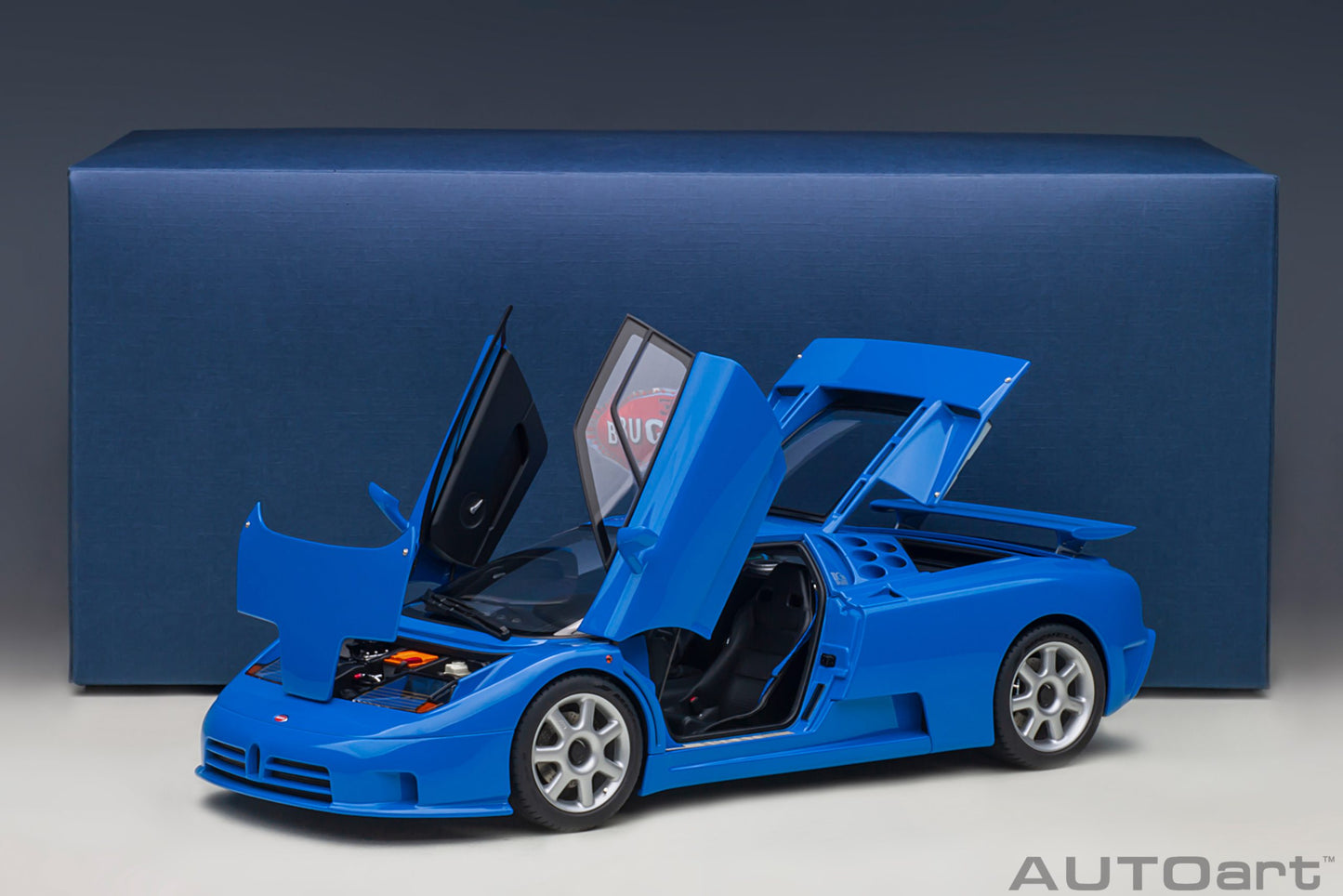 Macheta auto Bugatti EB110 SS (1992) 1:18 AutoArt