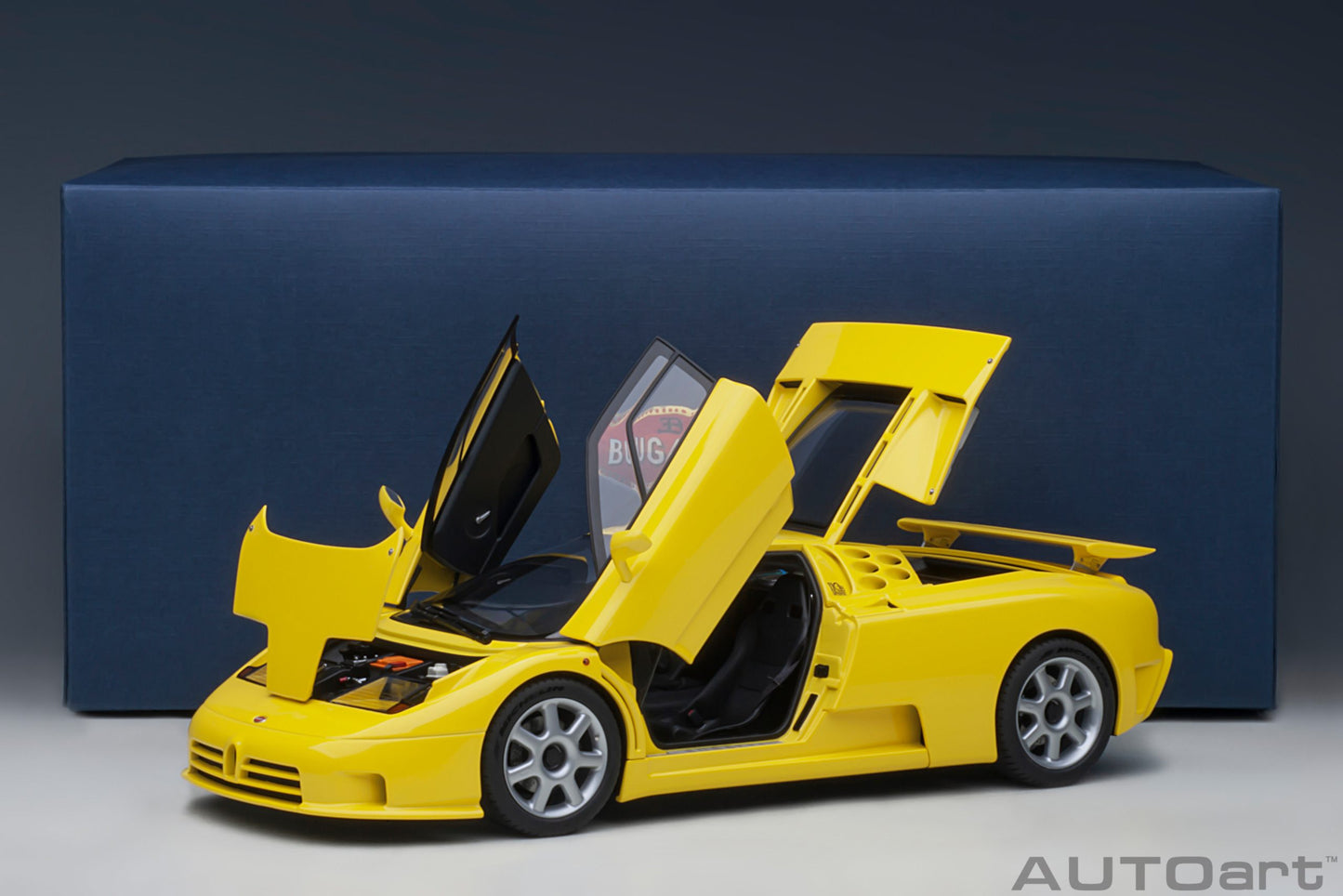 Macheta auto Bugatti EB110 SS (1992) 1:18 AutoArt