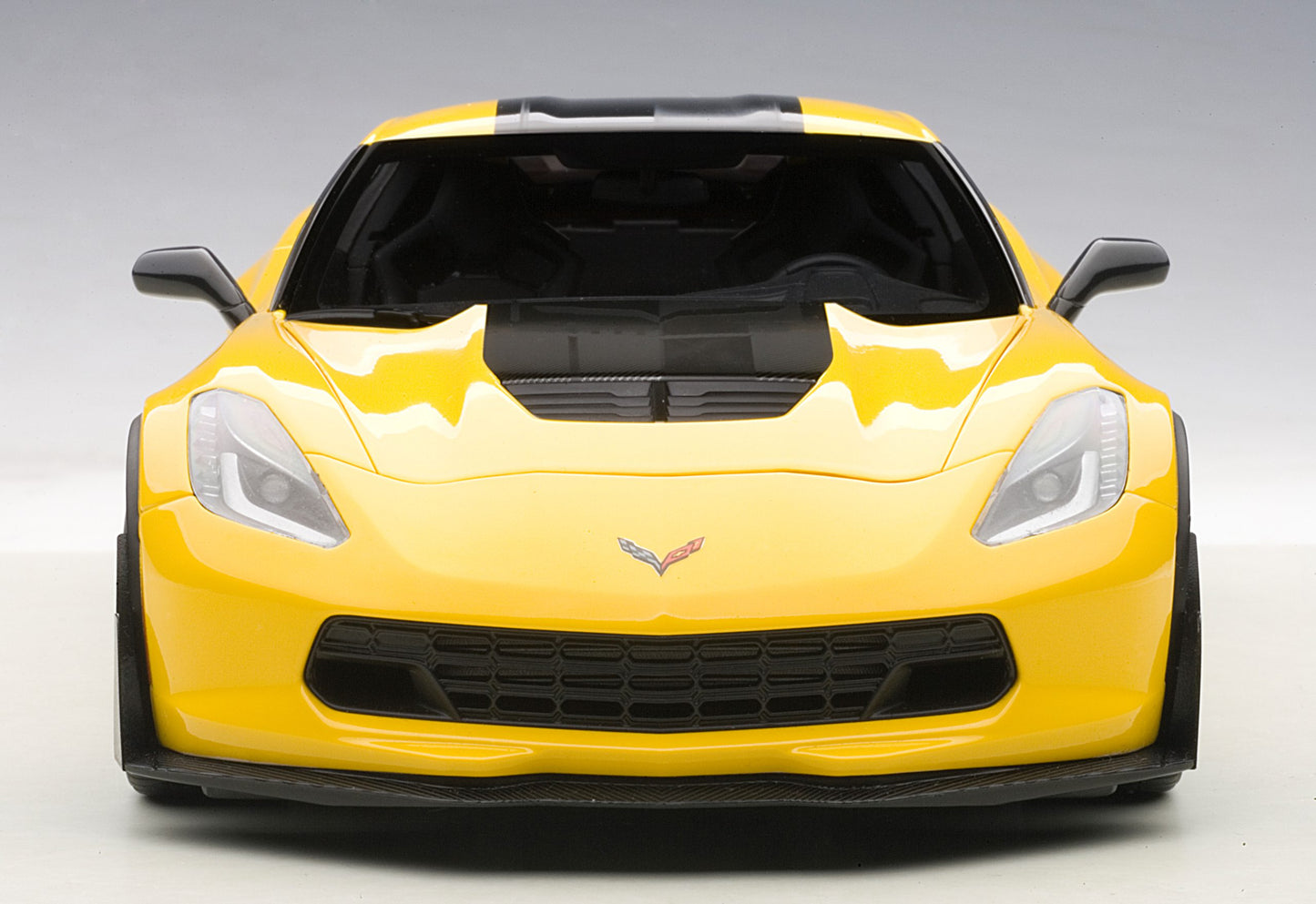 Macheta auto Chevrolet Corvette C7 Z06 C7R Edition (2014) 1:18 AutoArt