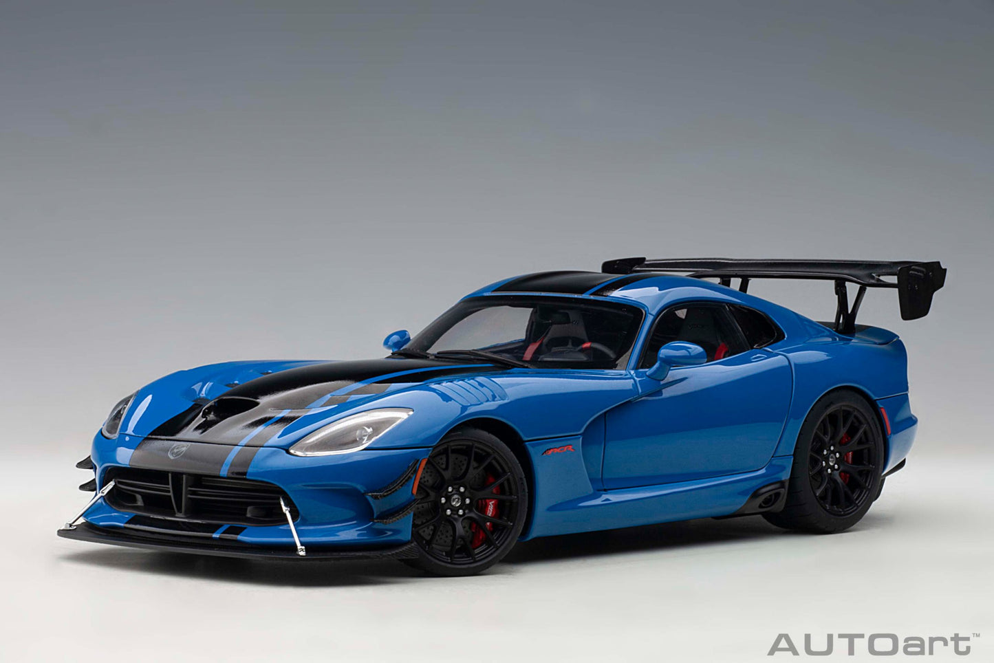 Macheta auto Dodge Viper ACR (2017) 1:18 AutoArt