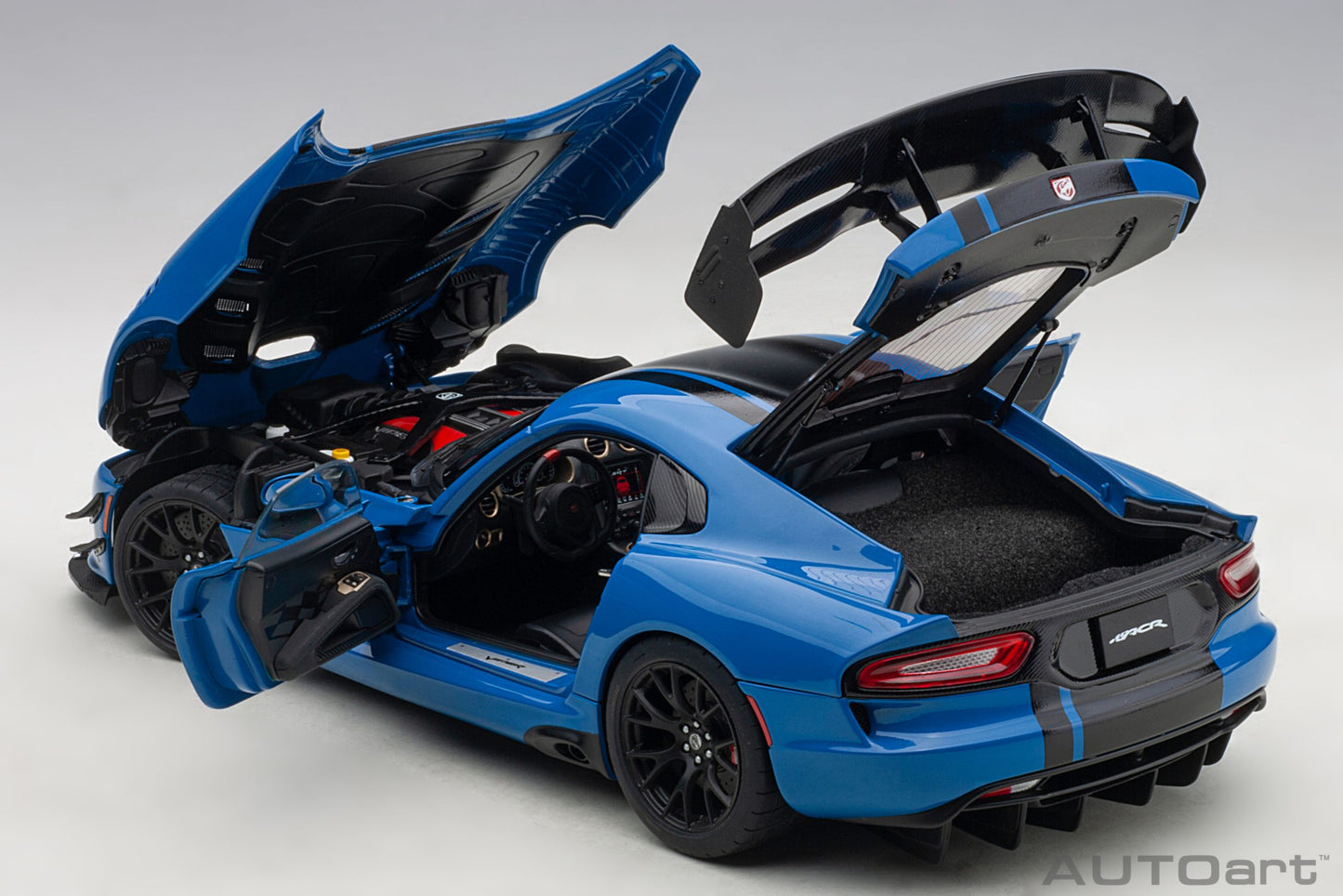 Macheta auto Dodge Viper ACR (2017) 1:18 AutoArt