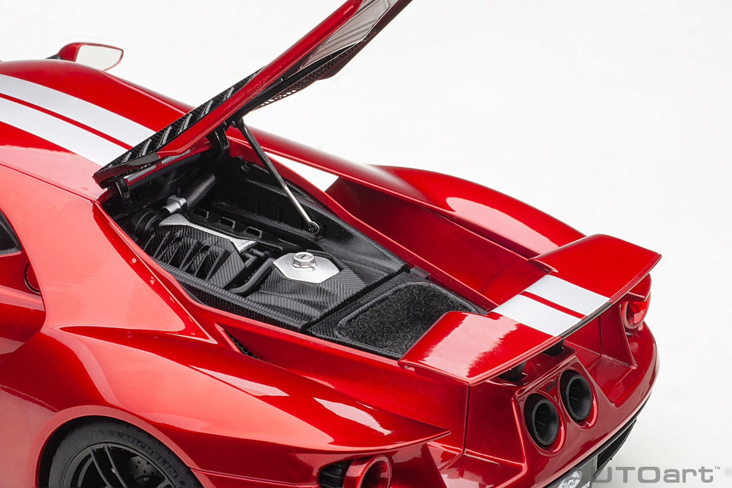 Macheta auto Ford GT (2017) 1:18 AutoArt