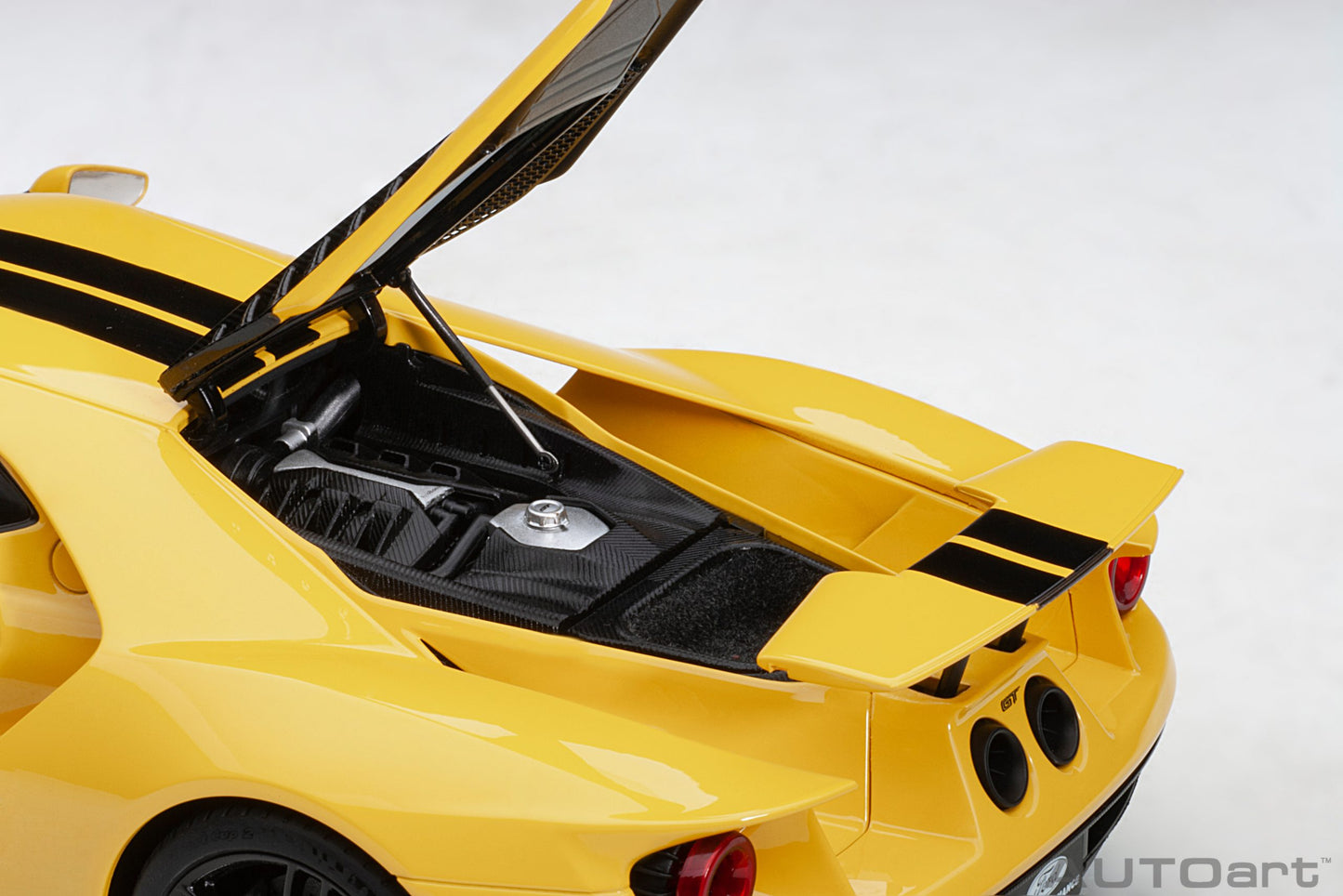 Macheta auto Ford GT (2017) 1:18 AutoArt