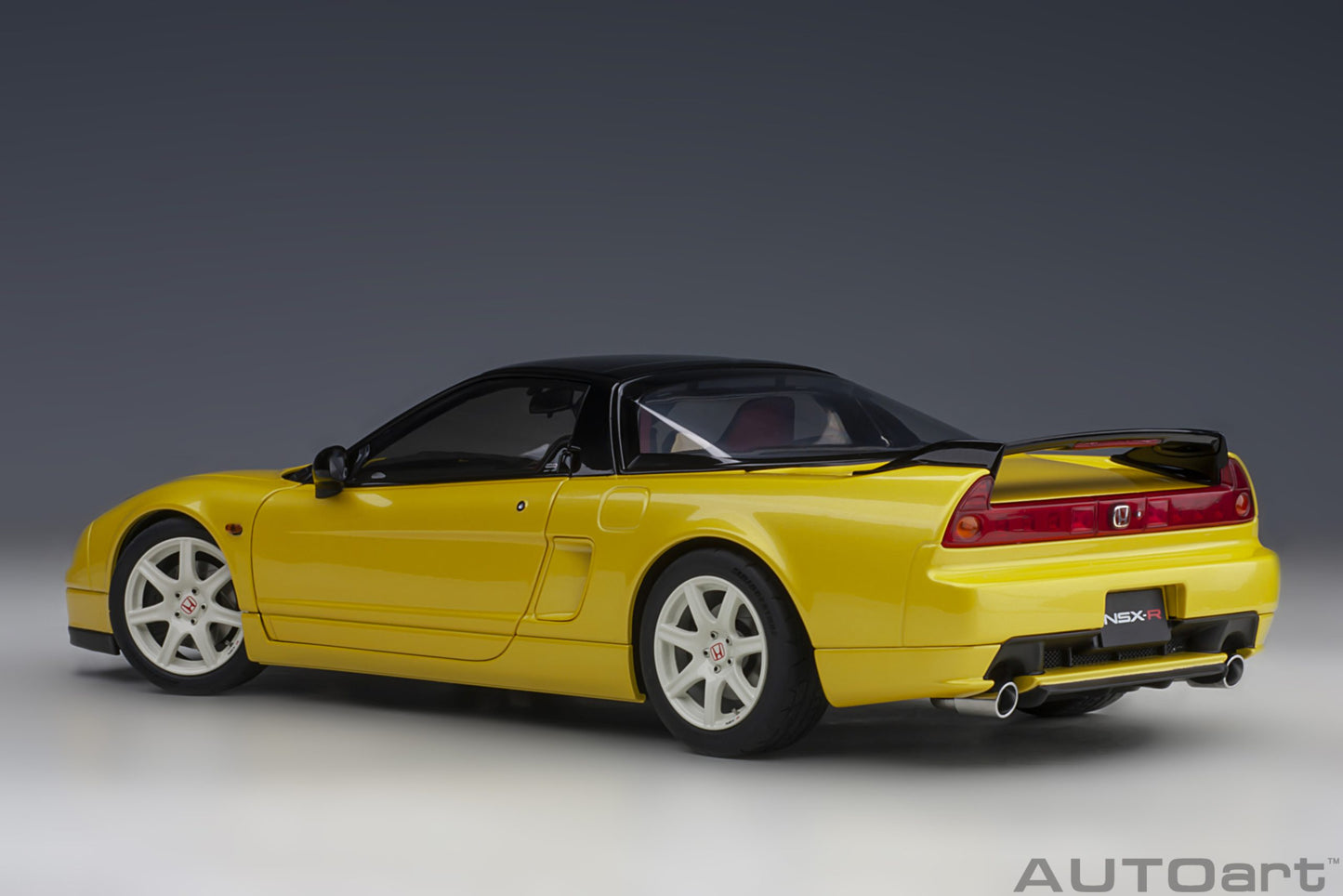 Macheta auto Honda NSX-R (NA2) (2019) 1:18 AutoArt