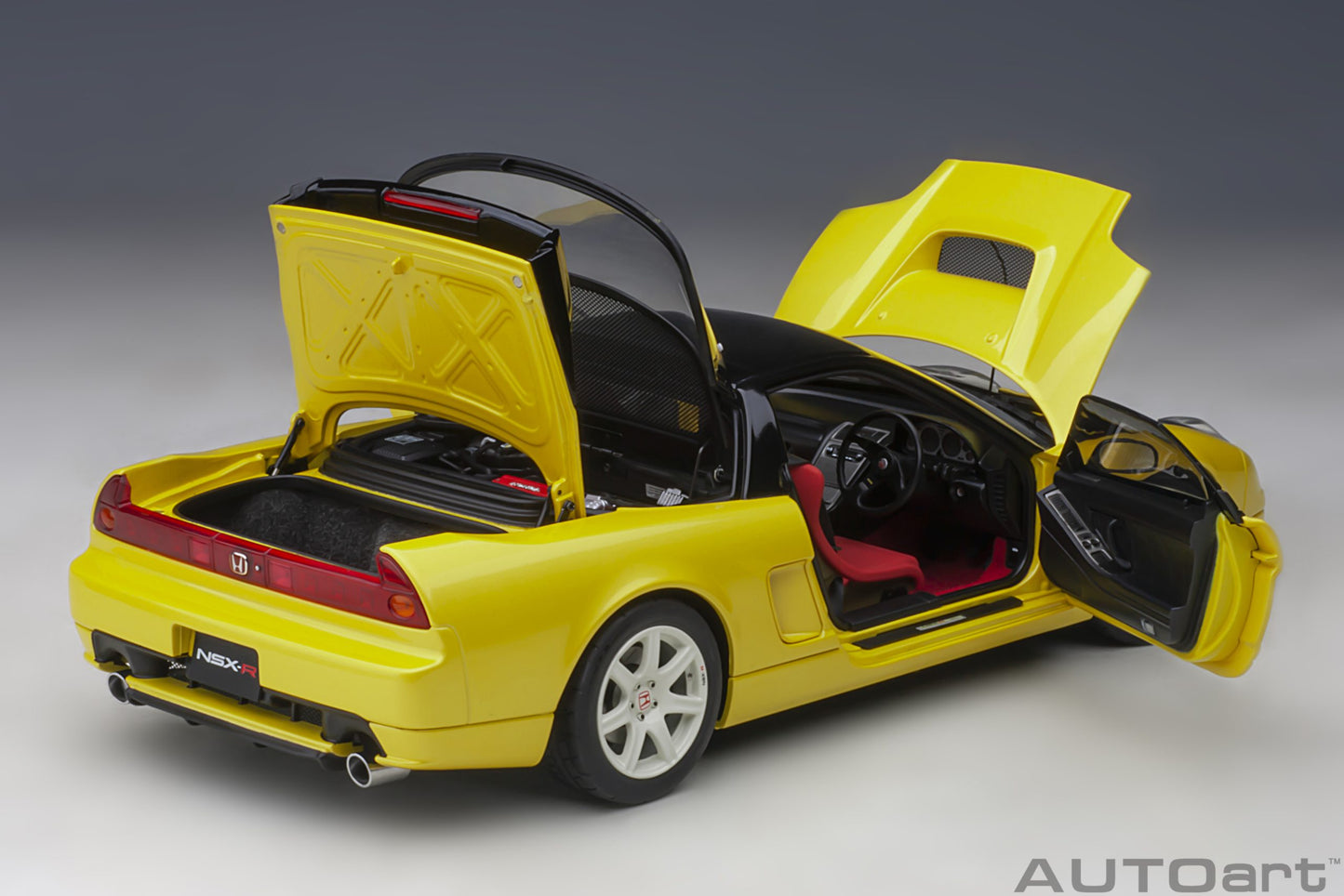 Macheta auto Honda NSX-R (NA2) (2019) 1:18 AutoArt