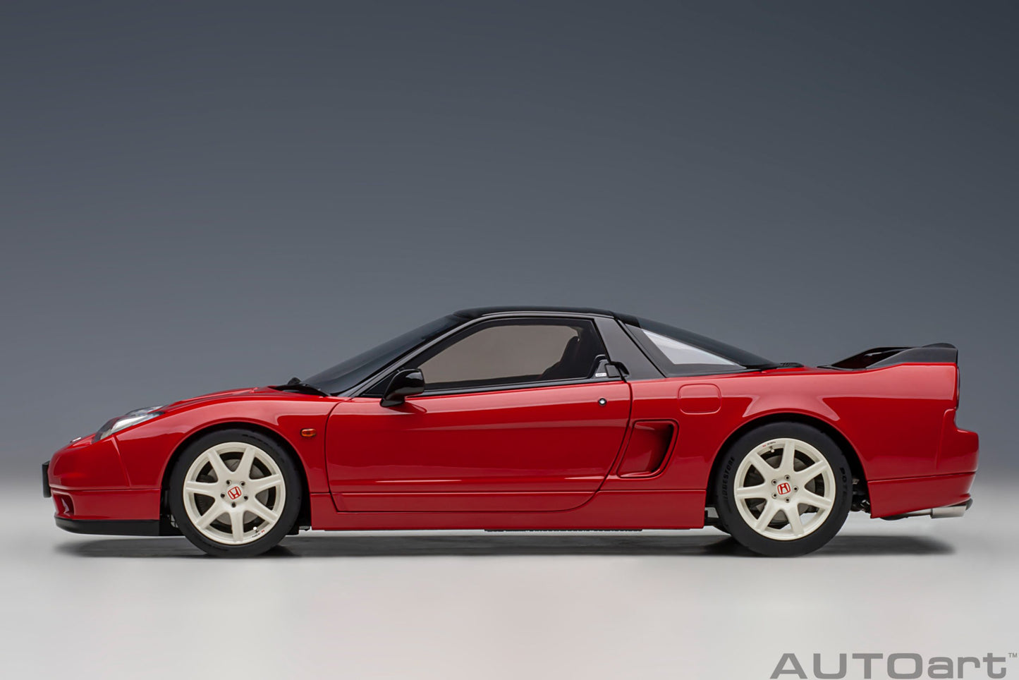 Macheta auto Honda NSX-R (NA2) (2019) 1:18 AutoArt