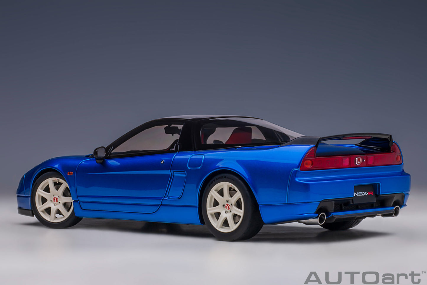 Macheta auto Honda NSX-R (NA2) (2019) 1:18 AutoArt