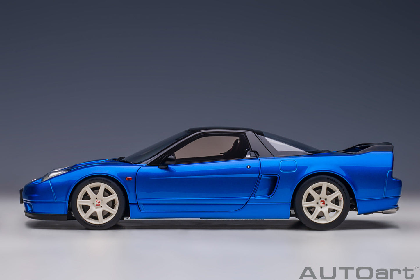 Macheta auto Honda NSX-R (NA2) (2019) 1:18 AutoArt