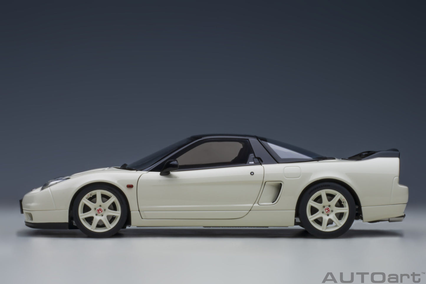 Macheta auto Honda NSX-R (NA2) (2019) 1:18 AutoArt