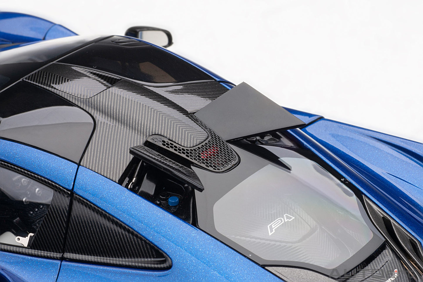 Macheta auto McLaren P1 (2013) 1:18 AutoArt