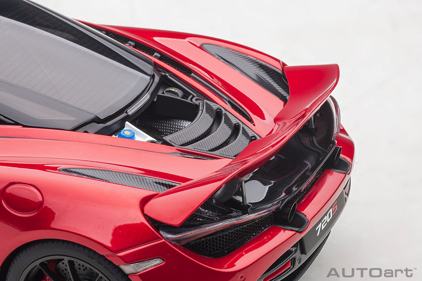 Macheta auto McLaren 720S (2017) 1:18 AutoArt