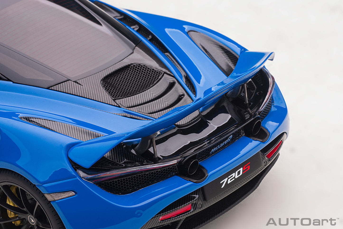 Macheta auto McLaren 720S (2017) 1:18 AutoArt