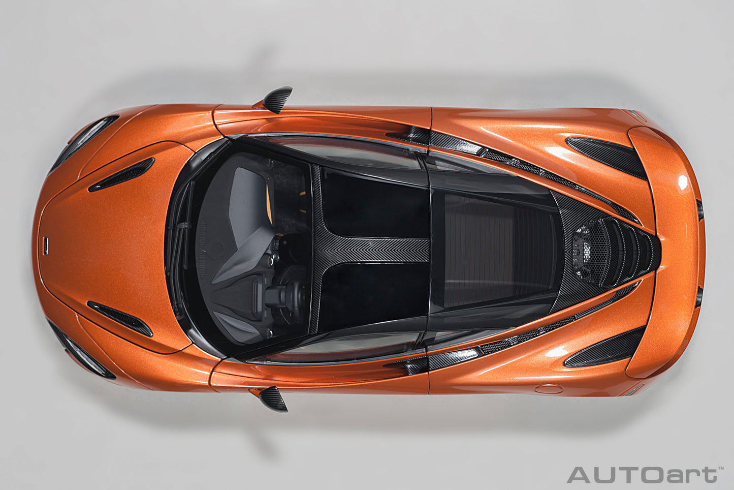 Macheta auto McLaren 720S (2017) 1:18 AutoArt