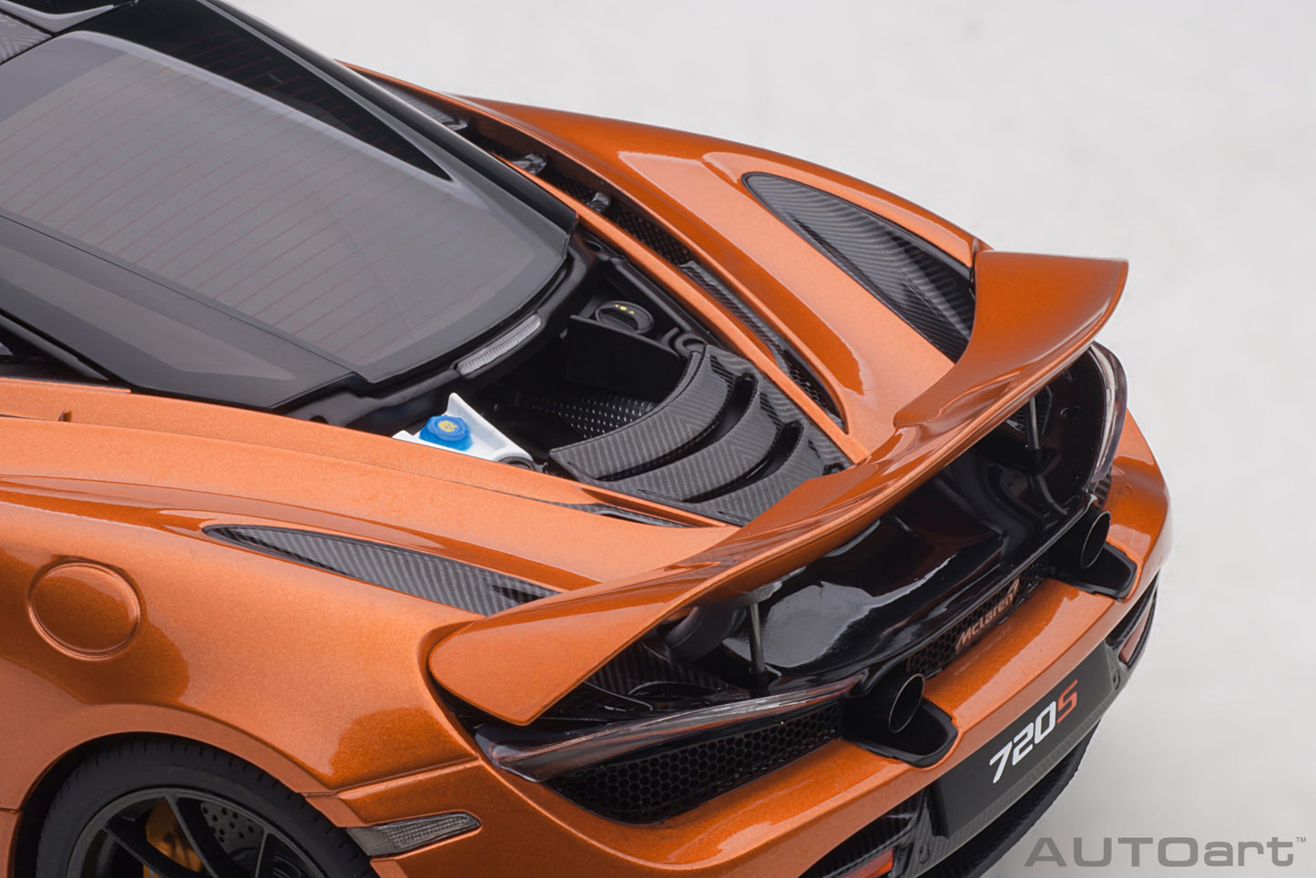 Macheta auto McLaren 720S (2017) 1:18 AutoArt